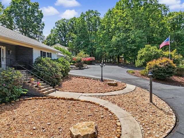 6276 Townsend Mill Road, Young Harris, GA 30582