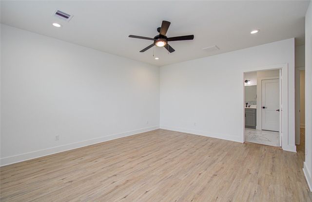 6420 Highland Pine Lane, Houston, TX 77091