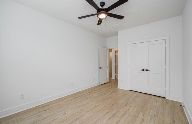 6420 Highland Pine Lane, Houston, TX 77091