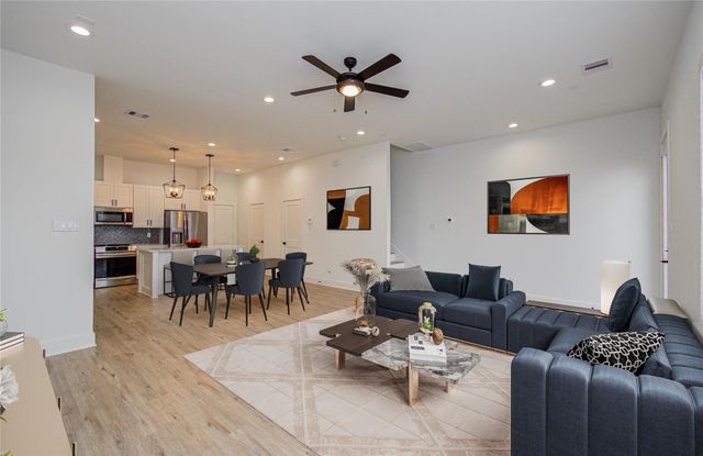 6420 Highland Pine Lane, Houston, TX 77091