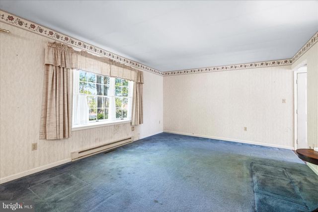 6254 HICKORY RD, Stewartstown, PA 17363