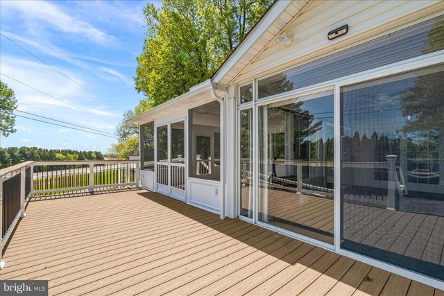6254 HICKORY RD, Stewartstown, PA 17363