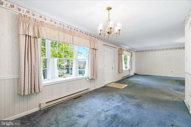 6254 HICKORY RD, Stewartstown, PA 17363