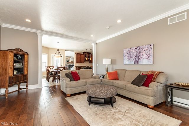 12195 Arborwood Way, Chardon, OH 44024