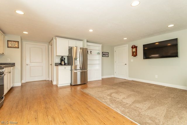 12195 Arborwood Way, Chardon, OH 44024