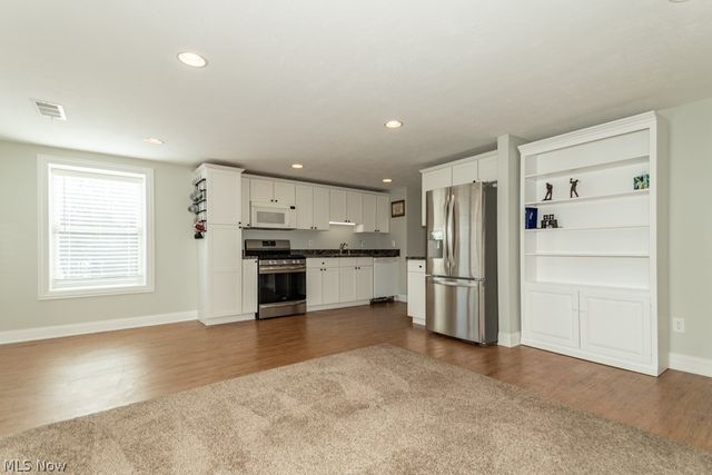 12195 Arborwood Way, Chardon, OH 44024