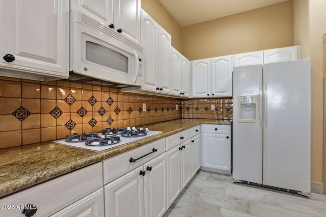 10453 E ACOMA Drive, Scottsdale, AZ 85255