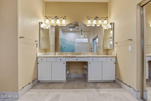 10453 E ACOMA Drive, Scottsdale, AZ 85255