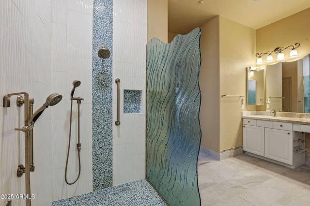 10453 E ACOMA Drive, Scottsdale, AZ 85255