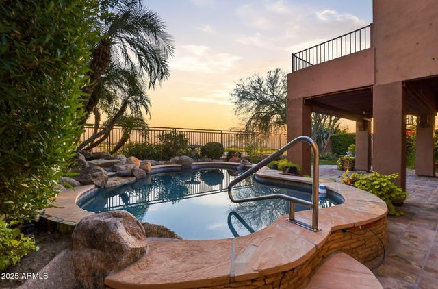 10453 E ACOMA Drive, Scottsdale, AZ 85255