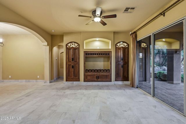 10453 E ACOMA Drive, Scottsdale, AZ 85255