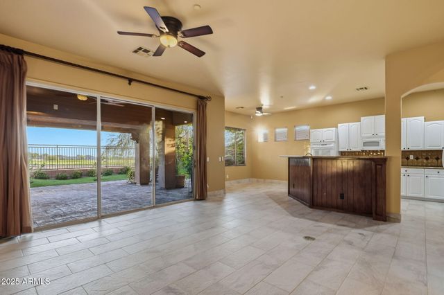 10453 E ACOMA Drive, Scottsdale, AZ 85255