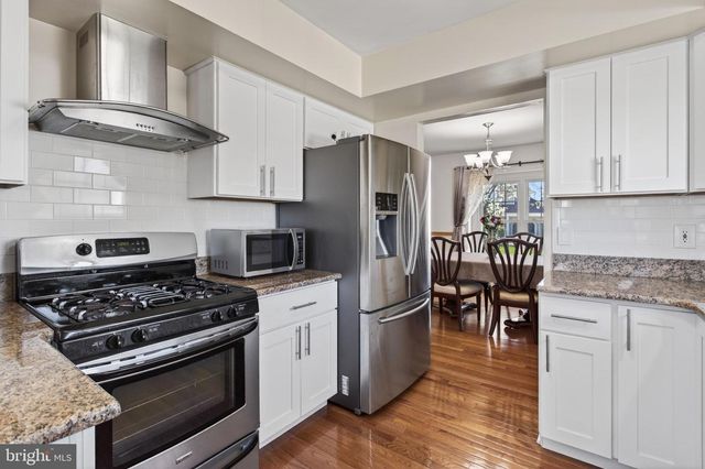 1 FISHER DR, Hillsborough, NJ 08844