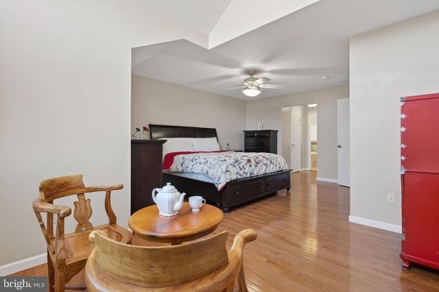 1 FISHER DR, Hillsborough, NJ 08844