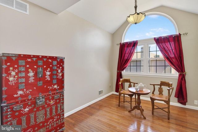 1 FISHER DR, Hillsborough, NJ 08844