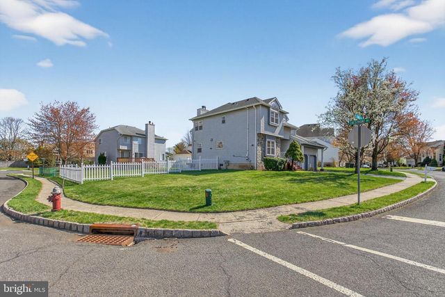 1 FISHER DR, Hillsborough, NJ 08844