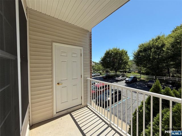 6203 Brookhaven Court, Riverdale Borough, NJ 07457