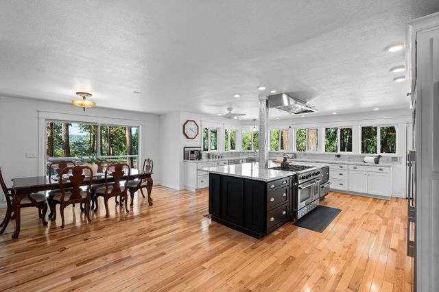 2909 Greenbrook Dr, Camino, CA 95709