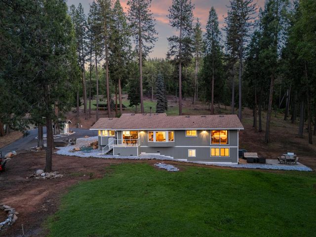 2909 Greenbrook Dr, Camino, CA 95709