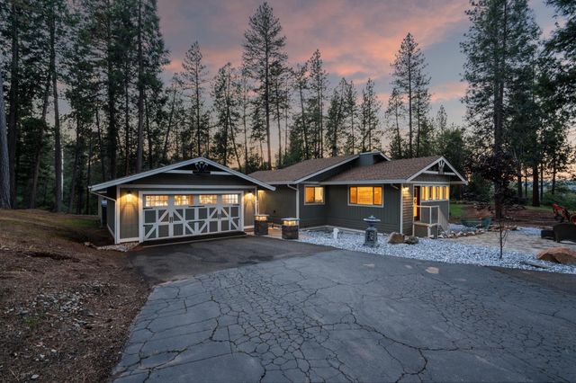 2909 Greenbrook Dr, Camino, CA 95709
