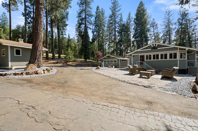 2909 Greenbrook Dr, Camino, CA 95709
