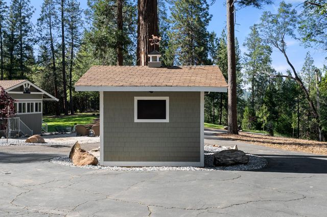 2909 Greenbrook Dr, Camino, CA 95709