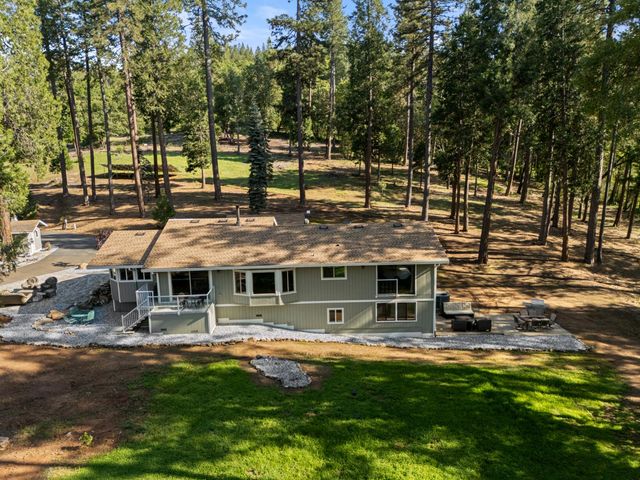 2909 Greenbrook Dr, Camino, CA 95709