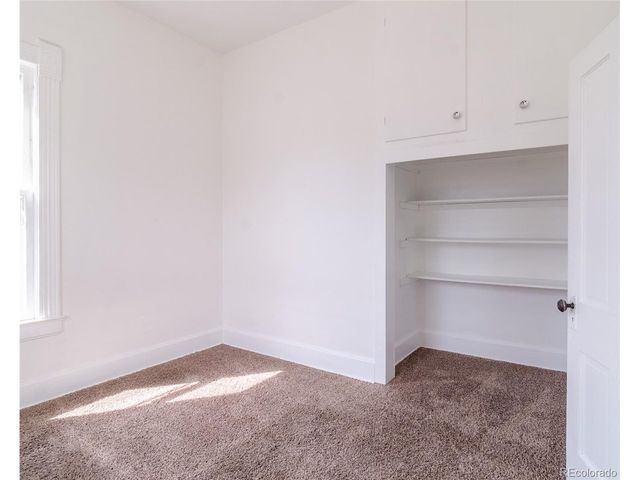 445 Hover St, Longmont, CO 80501