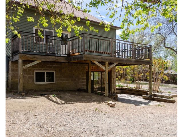 445 Hover St, Longmont, CO 80501