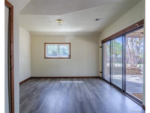 445 Hover St, Longmont, CO 80501