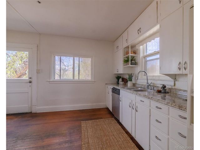 445 Hover St, Longmont, CO 80501