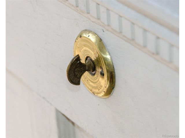 445 Hover St, Longmont, CO 80501