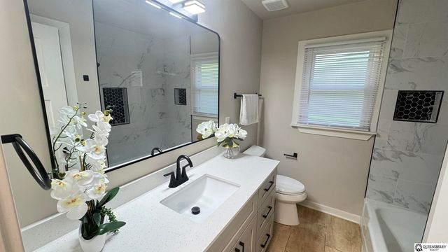 8713 Izard Street, Omaha, NE 68114