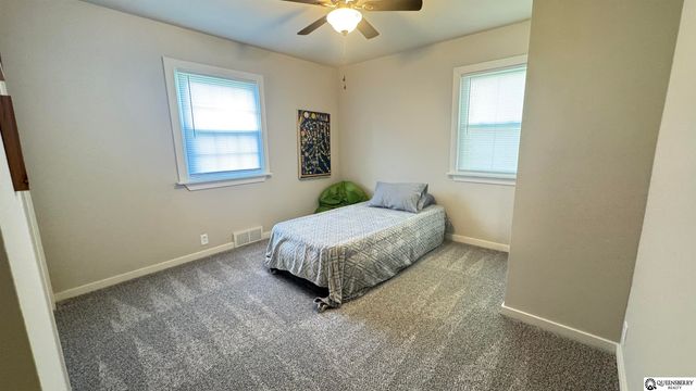 8713 Izard Street, Omaha, NE 68114