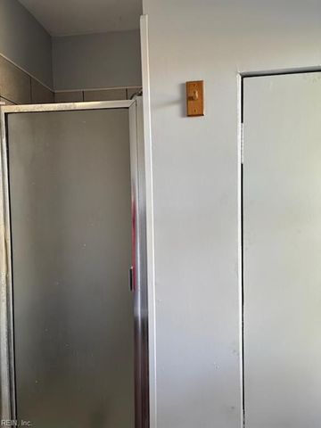 648 Ivy AVE, Newport News, VA 23607