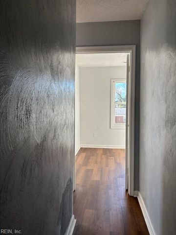 648 Ivy AVE, Newport News, VA 23607