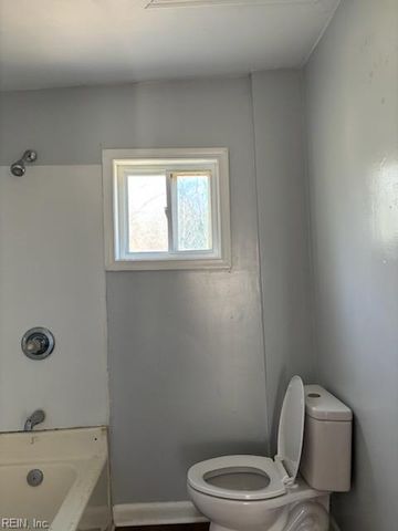 648 Ivy AVE, Newport News, VA 23607