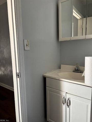 648 Ivy AVE, Newport News, VA 23607