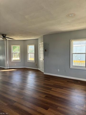 648 Ivy AVE, Newport News, VA 23607