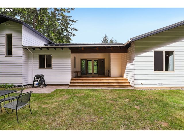 873 MOUNTAIN VIEW Rd, Kalama, WA 98625
