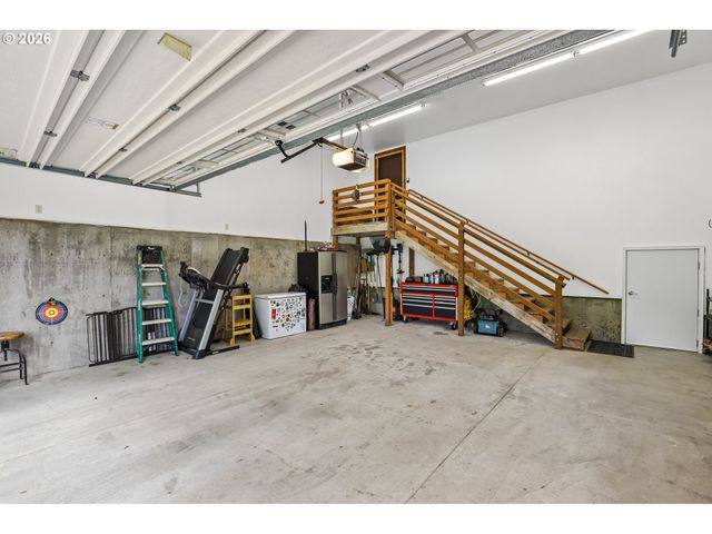 873 MOUNTAIN VIEW Rd, Kalama, WA 98625