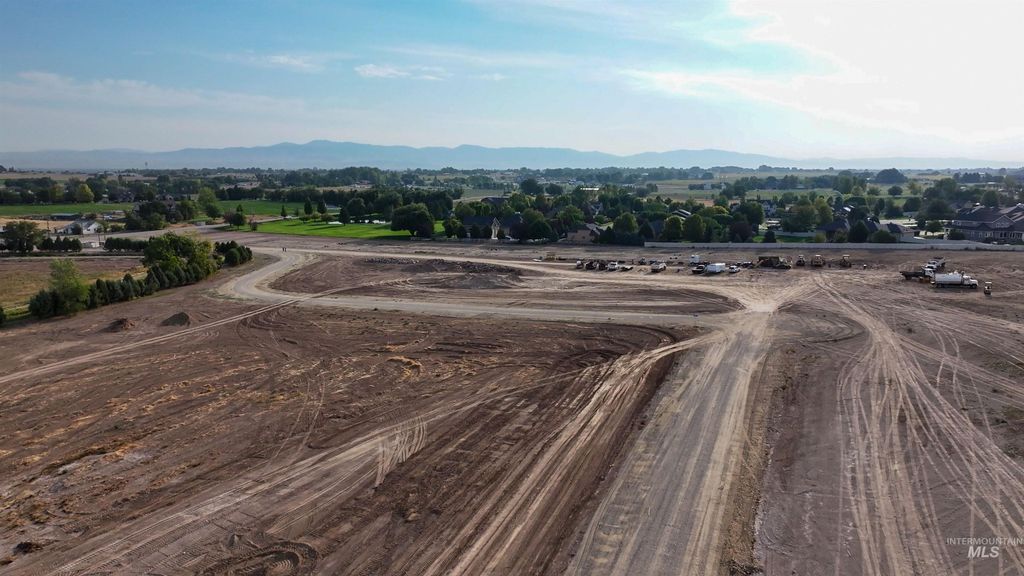 6190 W Lily Creek Ln, Nampa, ID 83687 photo 2