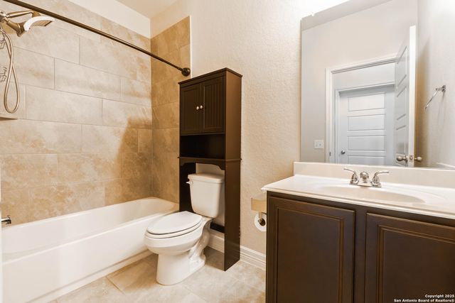1202 Petunia Bluff, San Antonio, TX 78245