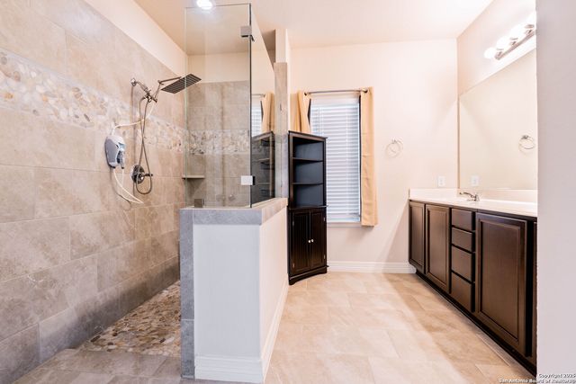 1202 Petunia Bluff, San Antonio, TX 78245