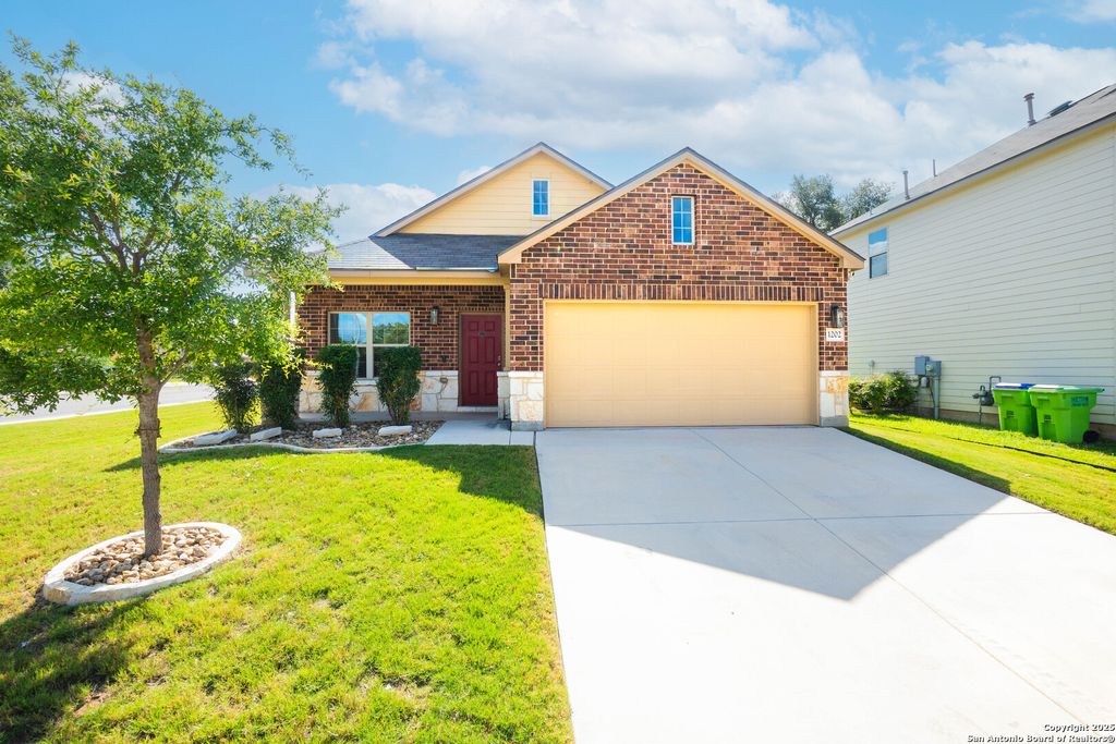 1202 Petunia Bluff, San Antonio, TX 78245