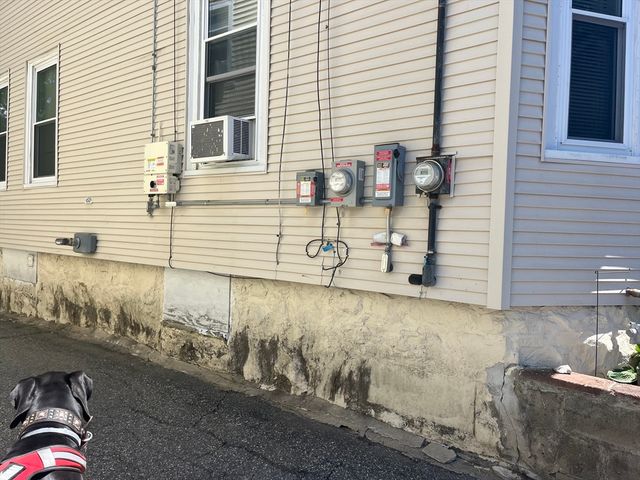 7 Goldsmith Ct, Methuen, MA 01844