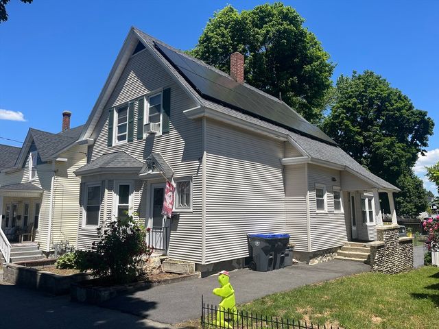 7 Goldsmith Ct, Methuen, MA 01844