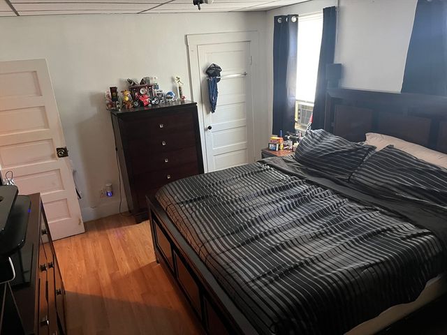 7 Goldsmith Ct, Methuen, MA 01844