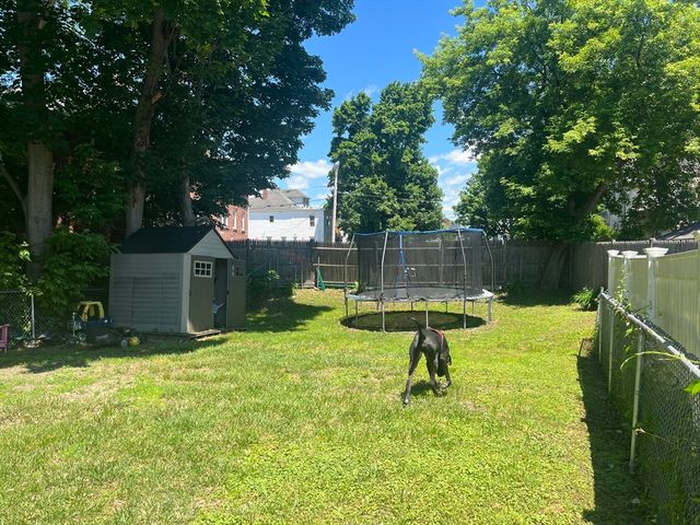 7 Goldsmith Ct, Methuen, MA 01844
