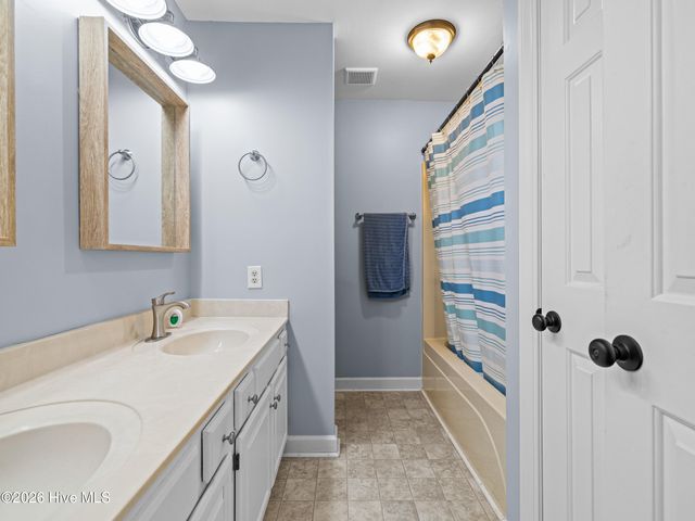 503 Wythe Grove, Jacksonville, NC 28546